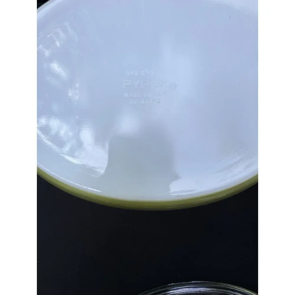 Vintage Pyrex 045 Verde Olive Green 2.5 Qt Oval Casserole Dish w/ 945-C Lid USA